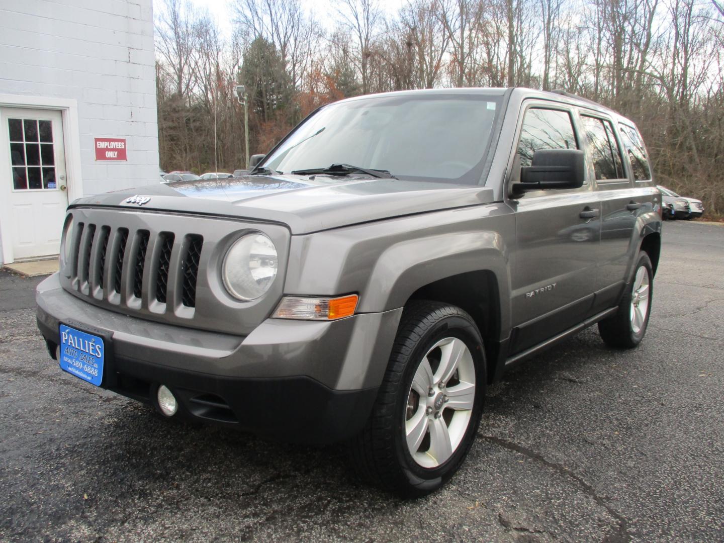 2012 Jeep Patriot (1C4NJRBB1CD) , AUTOMATIC transmission, located at 540a Delsea Drive, Sewell, NJ, 08080, (856) 589-6888, 39.752560, -75.111206 - Photo#0